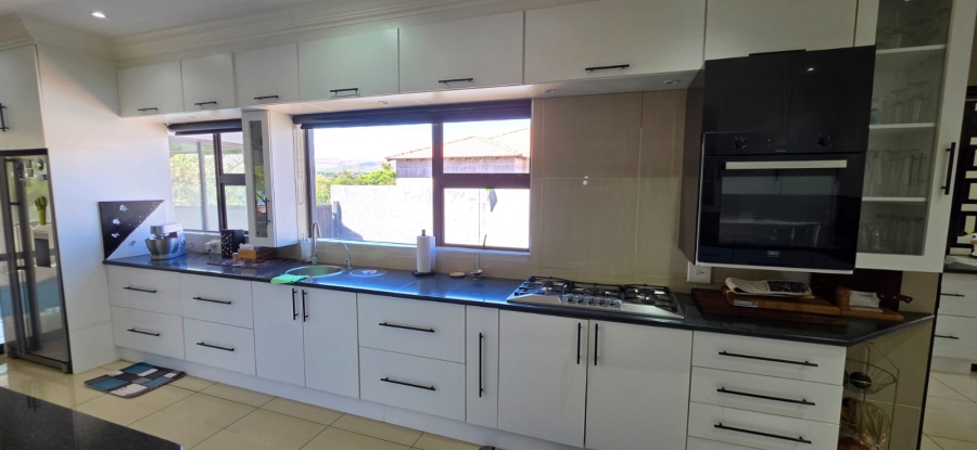 4 Bedroom Property for Sale in Buffelspoort Eco Estate North West